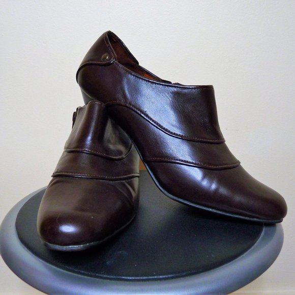 LifeStride Soft System Comfort Booties - Picture 1 of 6